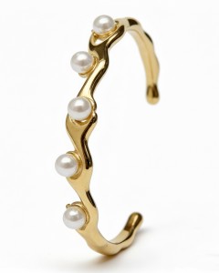 Custom image caption